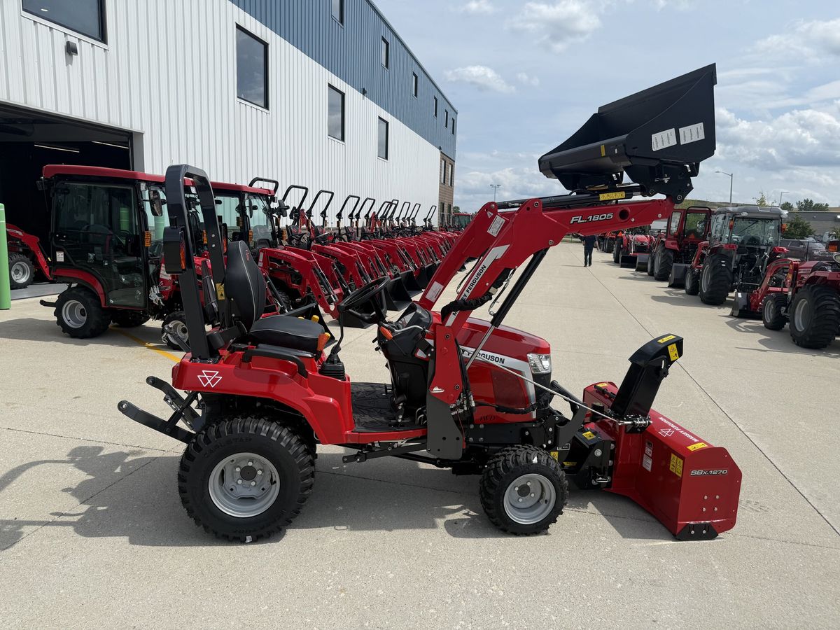 2026 Massey 1GC.23 4X4 HST — photo 1