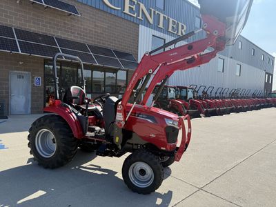 2026 Mahindra 1640 HST 4X4 — photo 1