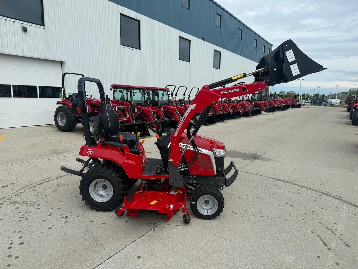 2026 Massey 1GC.23 4X4 HST — photo 1