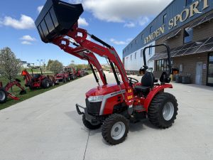 1E.35H 35 HP 4WD HST