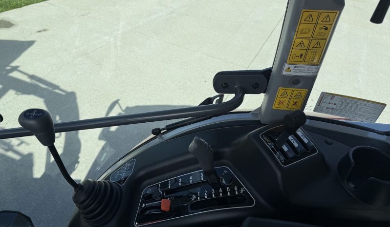 2M.60 HST 4X4 Cab full