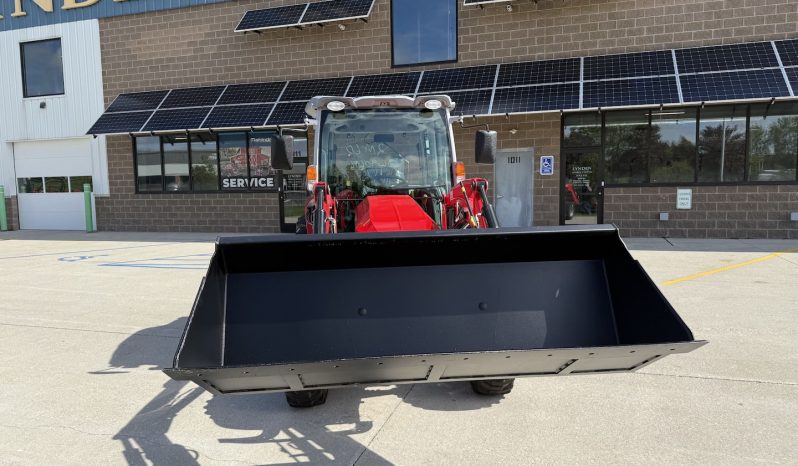 2M.60 HST 4X4 Cab full